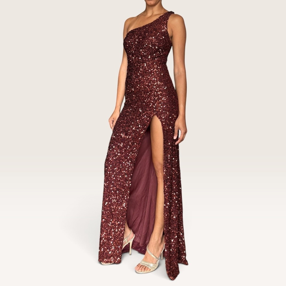Windsor Burgundy Sequin One Shoulder Gown Small High Slit Winter Formal EUC